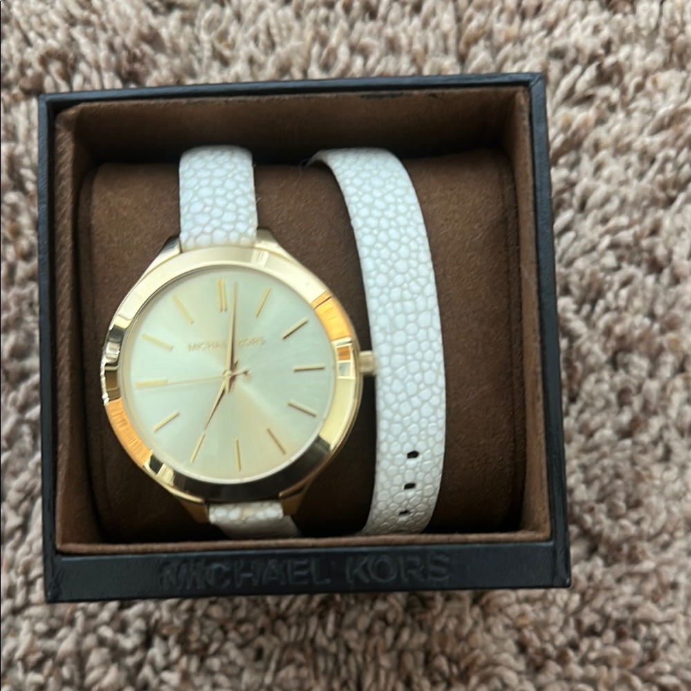 Michael Kors Gold and White Classic Watch with Textured Strap